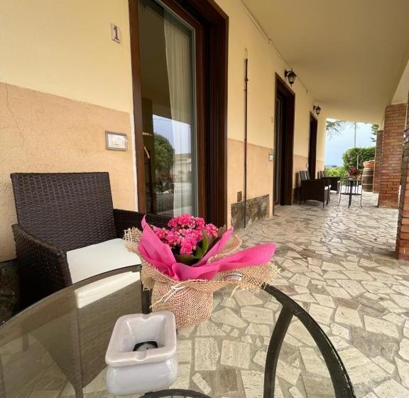 فندق Agriturismo Santa Lucia