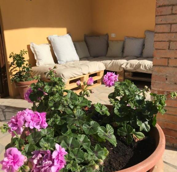 فندق Agriturismo Santa Lucia