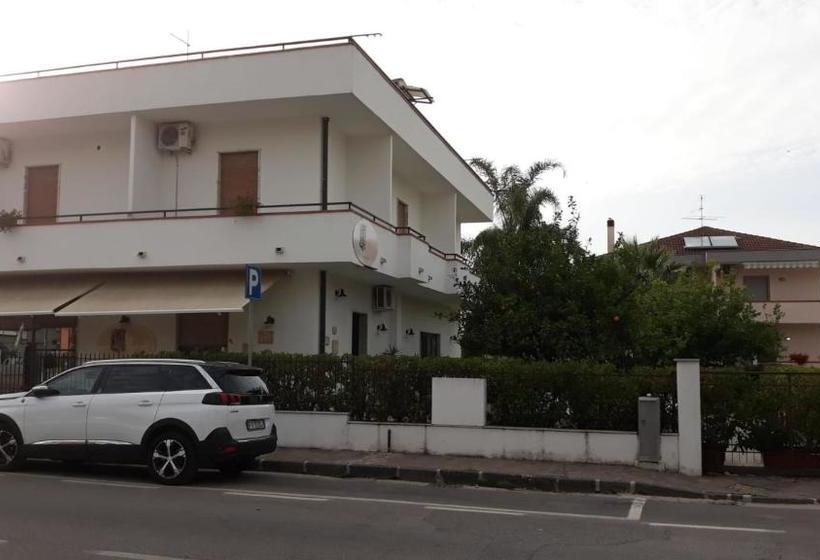 هاستل Locanda Ermes