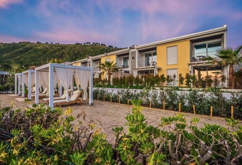Ancora Resort