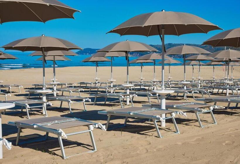 Ancora Resort