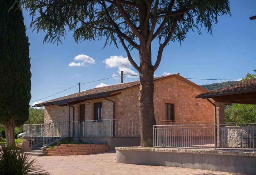 فندق Lagolivo