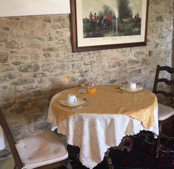 בית מלון כפרי Tenuta Carbognano