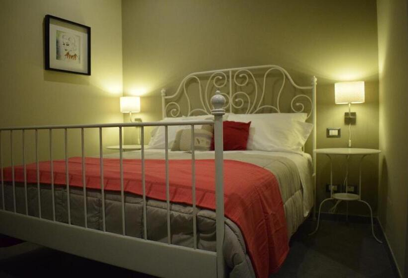 بنسيون Cento Tari' Guest House