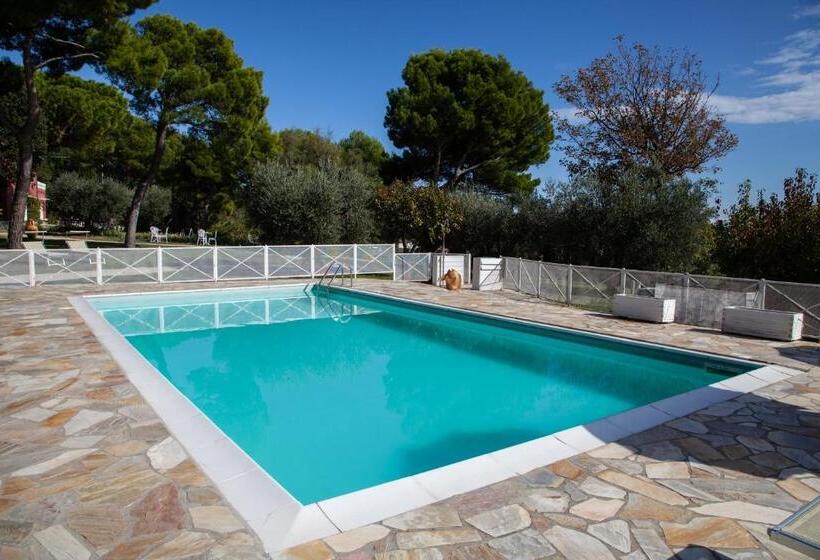 هتل Agriturismo Ca  Verde   Il Giardino Narrante