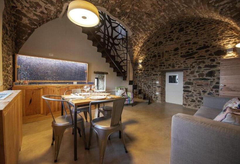 فندق Torre Di Baratti Bio Resort