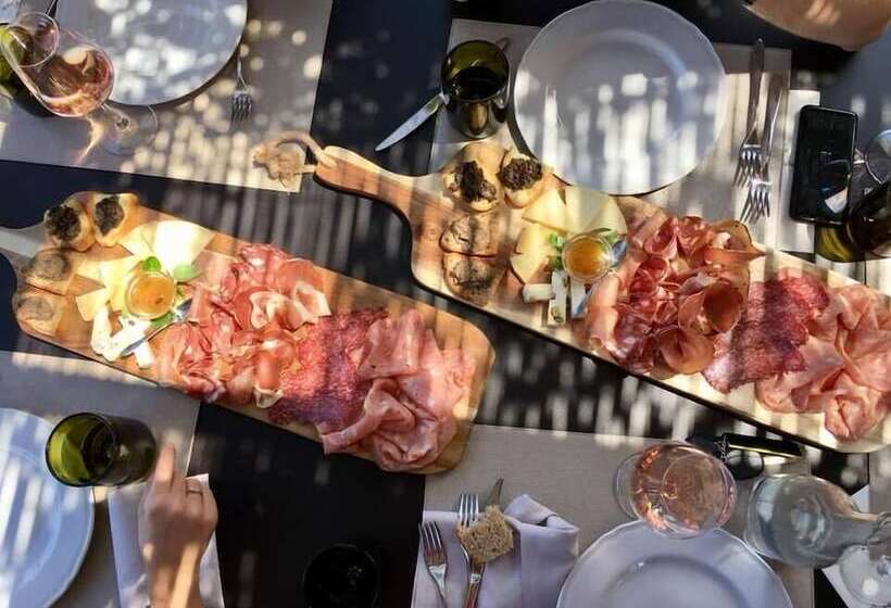 הוסטל Locanda Dell'aioncino