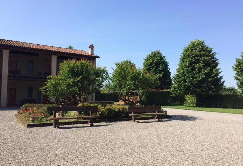 ホテル Agriturismo Cà Del Lupo