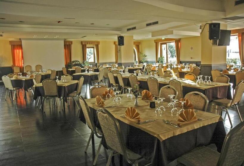Eolian Residence