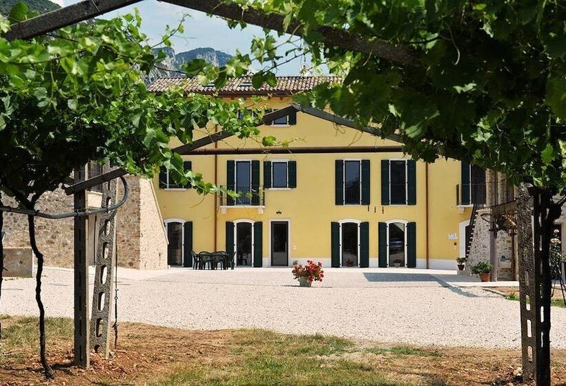 فندق Agriturismo Tre Forti