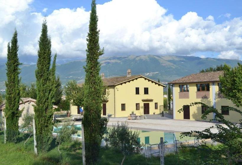 فندق Agriturismo Villaggio Green