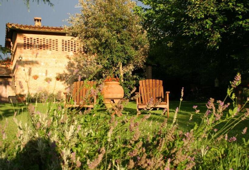 ホテル Agriturismo Poggio Salvi