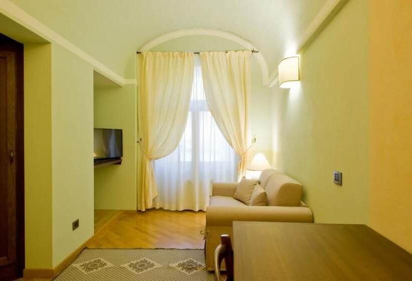 پانسیون Piazza Azuni 18 Guest House