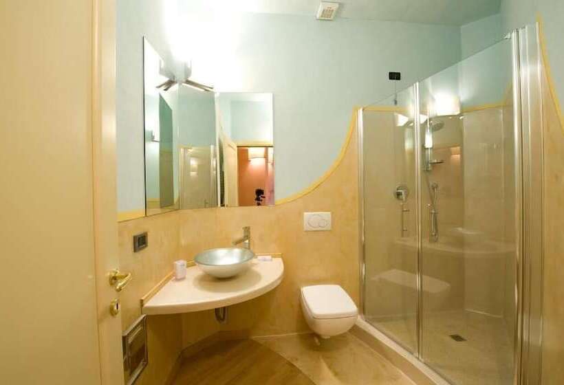 پانسیون Piazza Azuni 18 Guest House