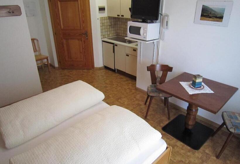 Aparthotel Garni Haus Hubertus