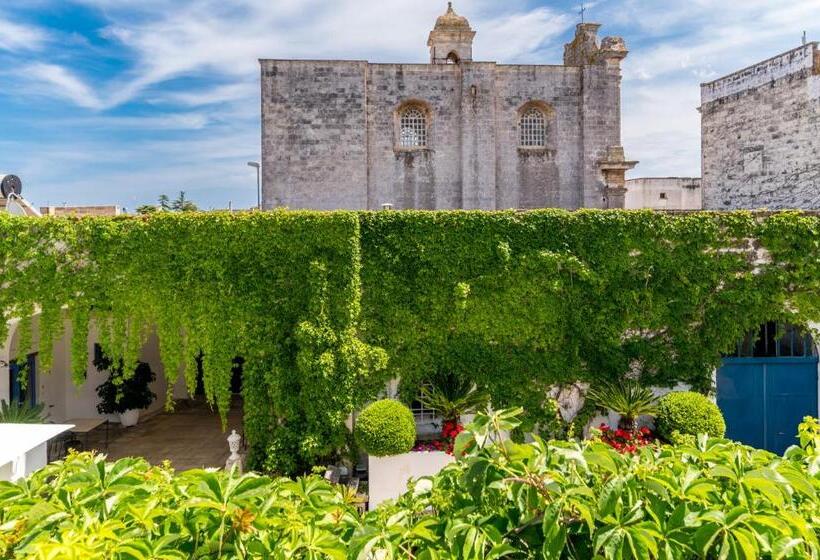 호텔 Masseria La Macchiola & Corti Del Mito