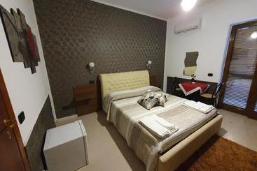 پانسیون Villa Nancy Rooms Cimitile Nola