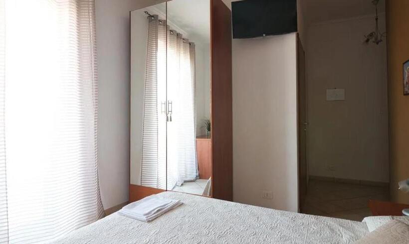 پانسیون La Casa Degli Artisti 1