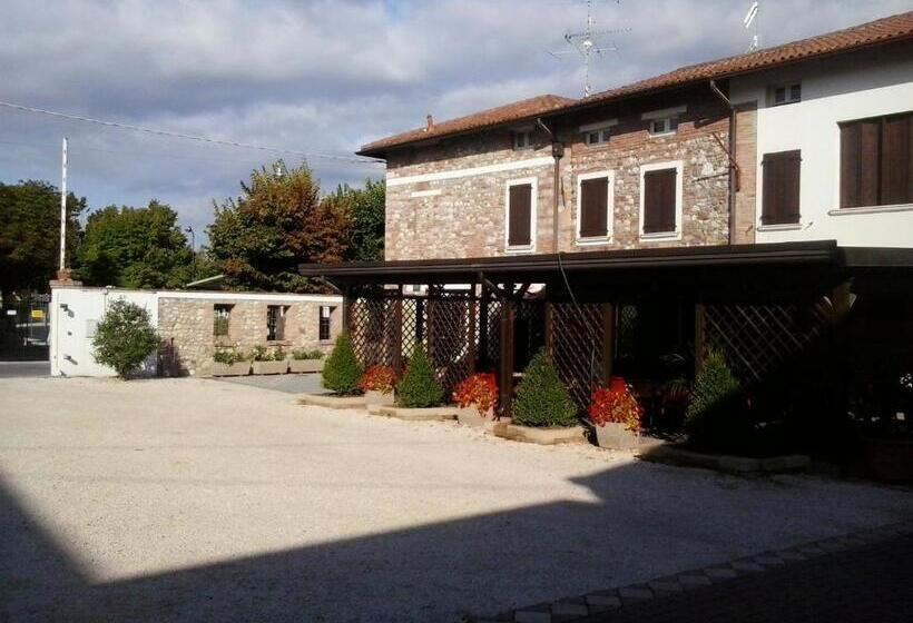 ペンション Trattoria Milani