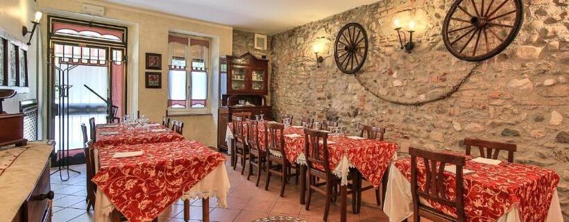 ペンション Trattoria Milani