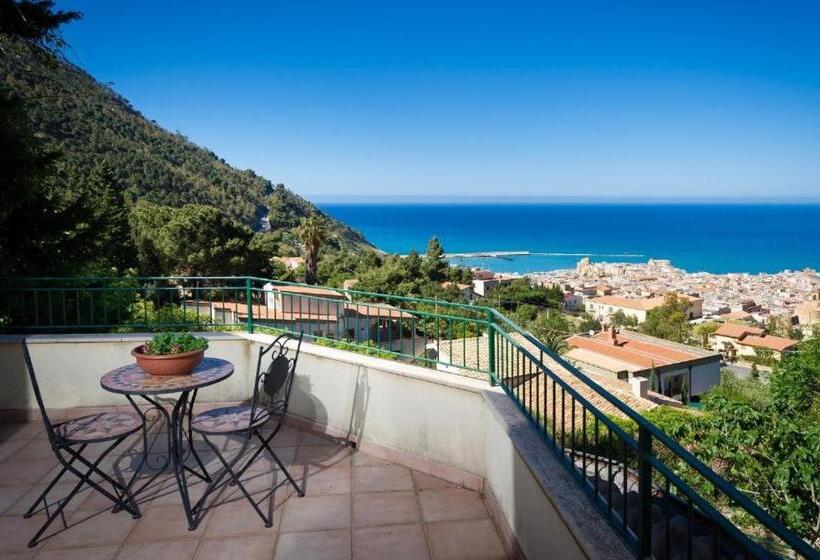 پانسیون Villa Stefania
