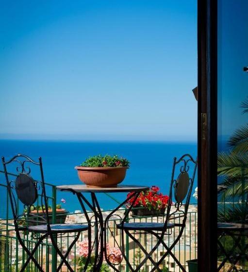 پانسیون Villa Stefania