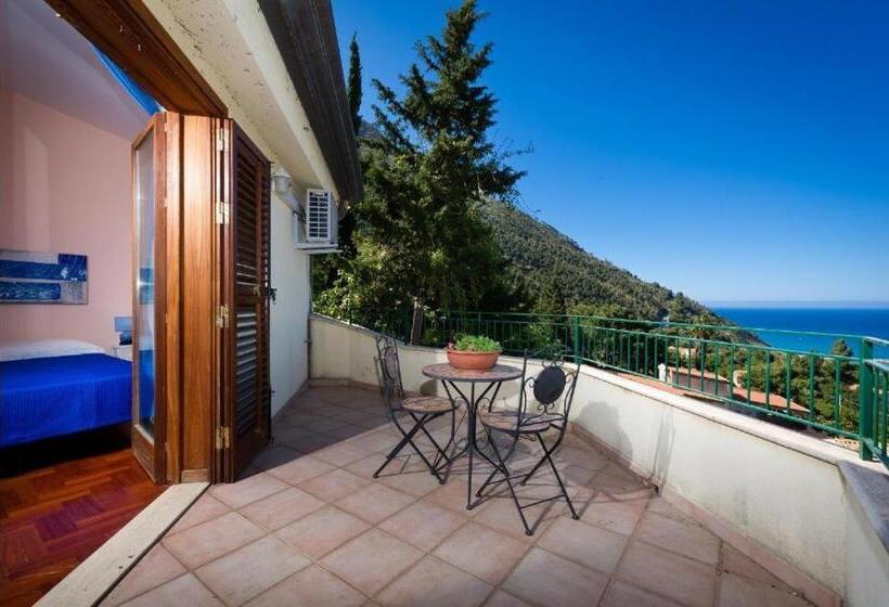 پانسیون Villa Stefania