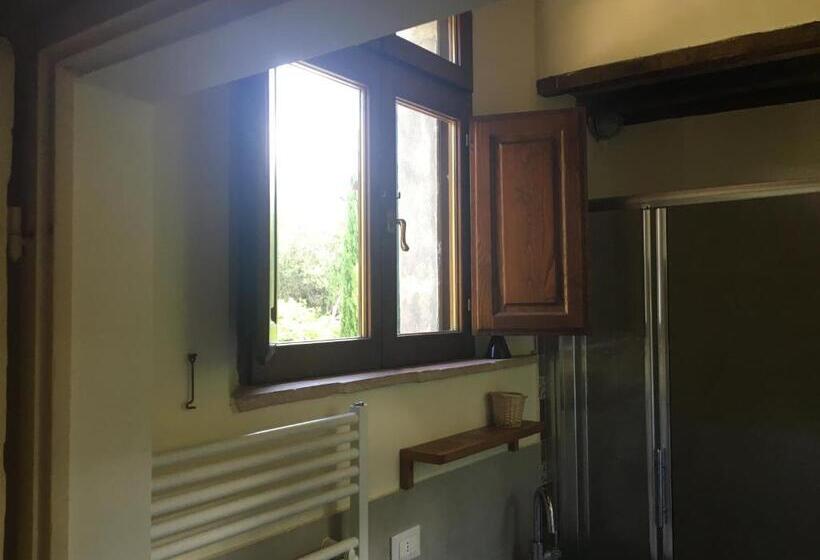 בית מלון כפרי Godiolo