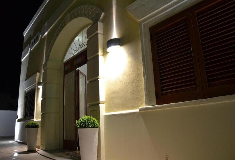 펜션 Affittacamere Torre Lapillo