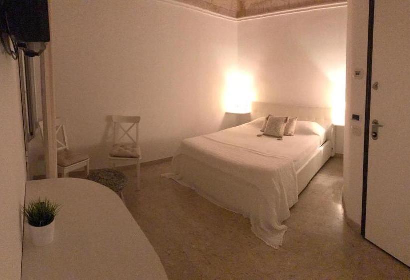 پانسیون Chichouse Guest House