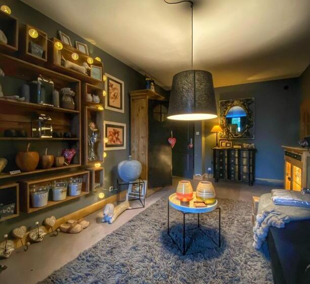 بنسيون La Maison D Inès And Ugolin & Spa