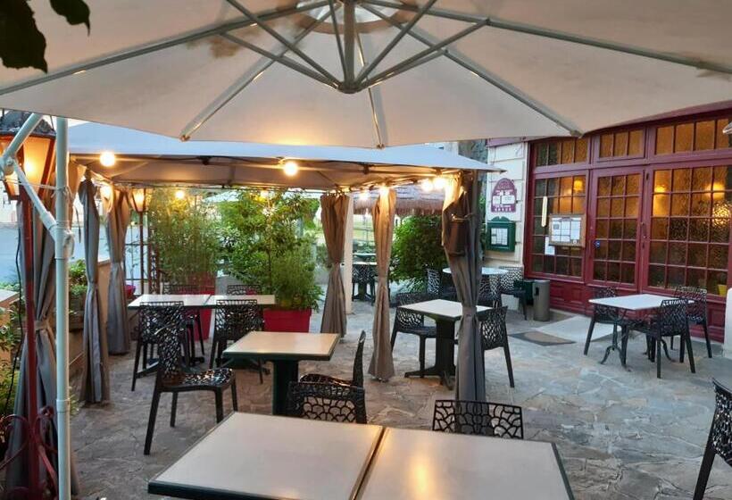 هاستل Auberge De La Marquise