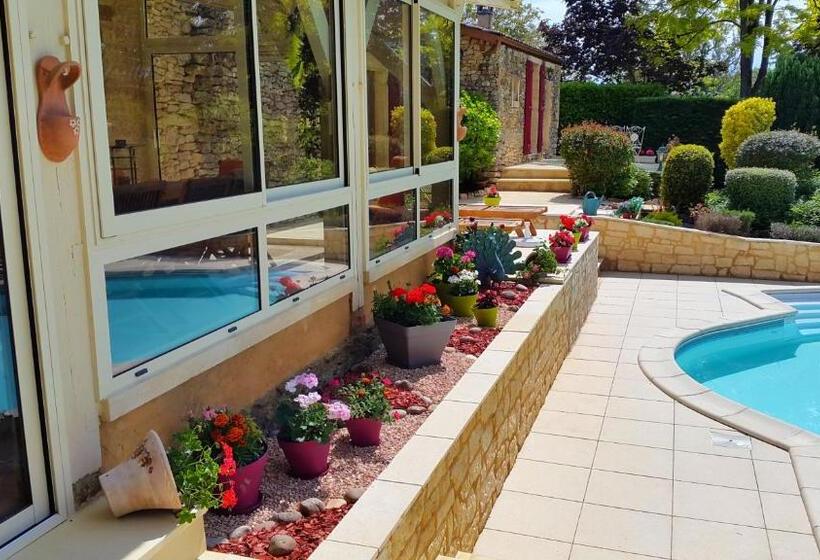 펜션 Domaine De La Dame Blanche