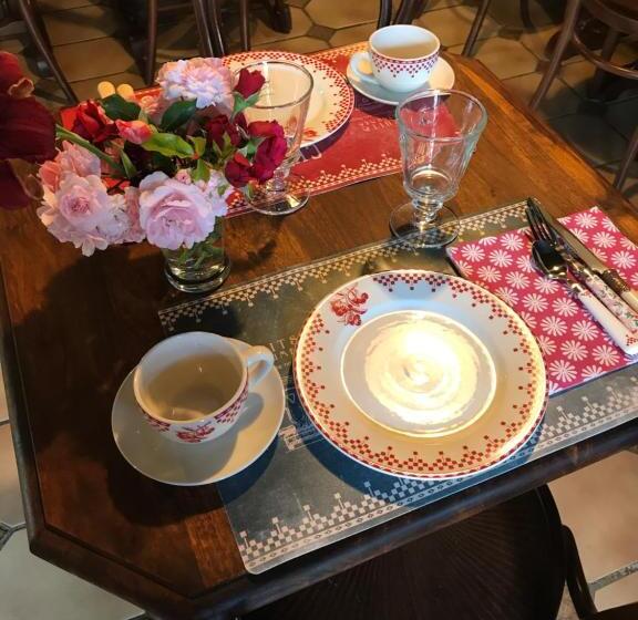 پانسیون Maison & Tartine
