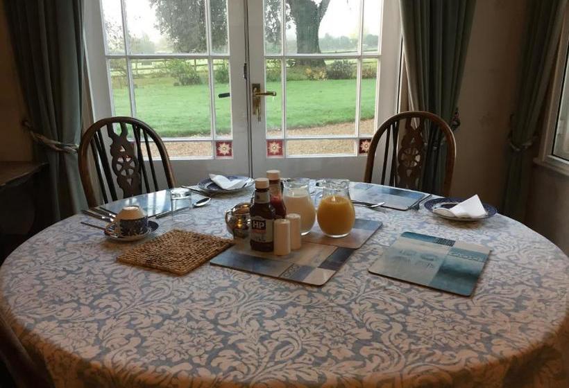 Haselor Farm B & B