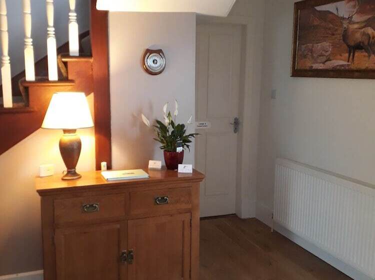 膳宿费 Craigbank Guest House