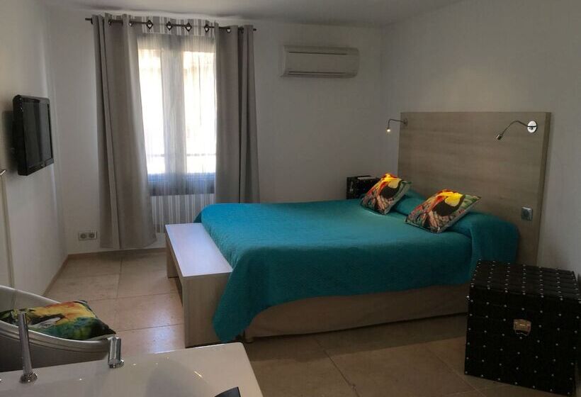بنسيون Chambres Du Vieux Bistrot