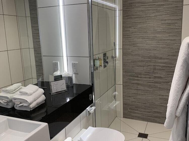 The Wheatsheaf Hotel, Sandbach