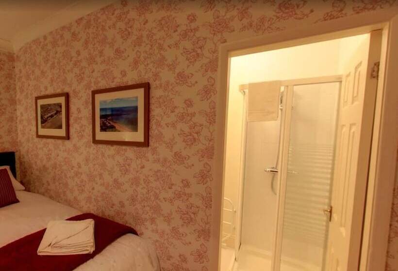 بنسيون Athol House