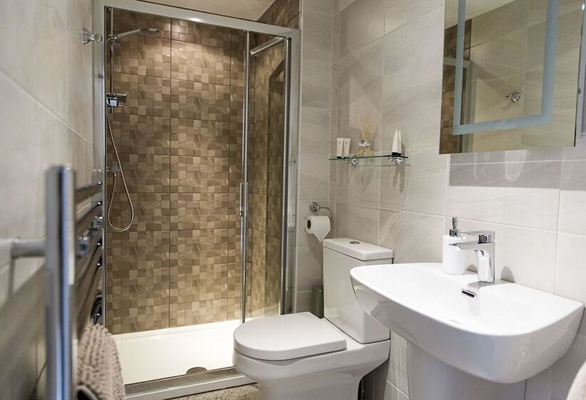 بنسيون Belford House Self Check In Rooms