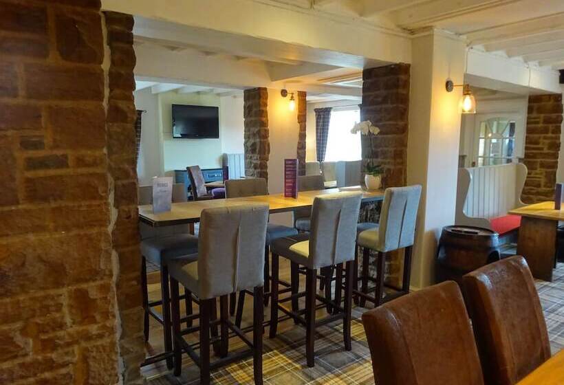 هاستل Chequers Inn