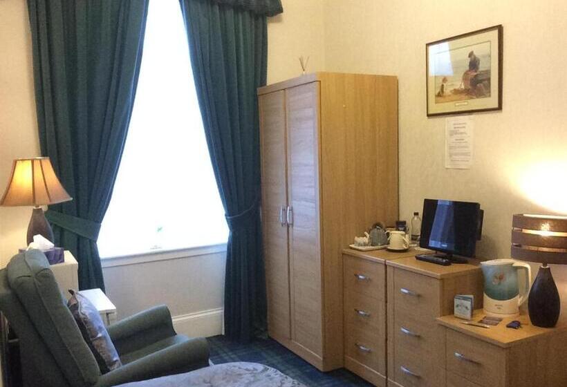 بنسيون Crawfords Guest House