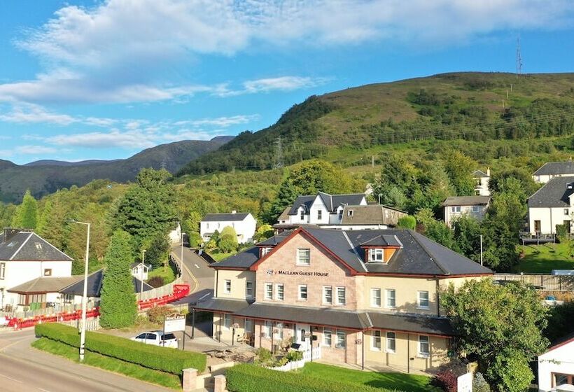 پانسیون Maclean Guest House