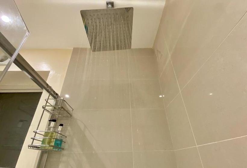 بنسيون Parkstone Guest House