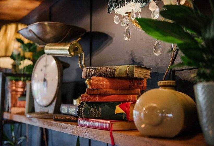 فندق صغير The Joiners Arms