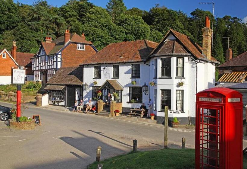 הוסטל The Plough Inn