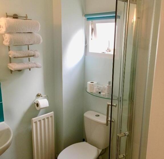 פנסיון Derrin Guest House