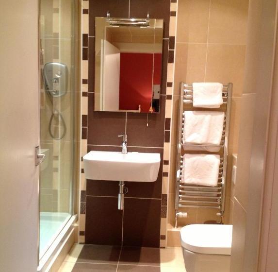 פנסיון Moraydale Guest House