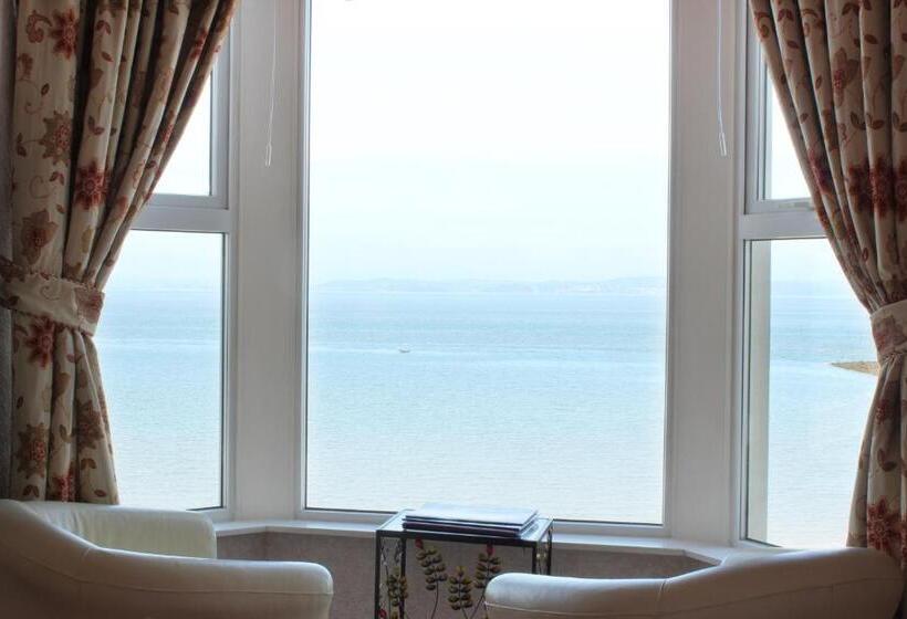 پانسیون The Ashley