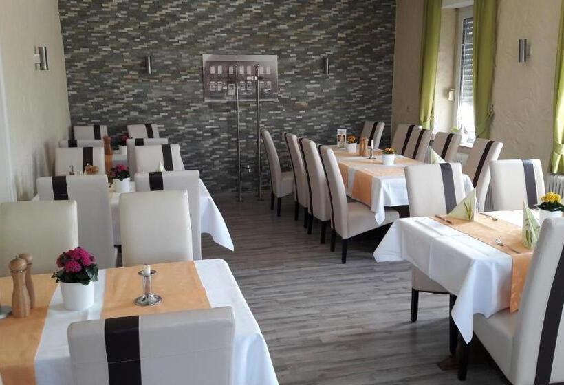 فندق صغير Steakhaus Galgenbach